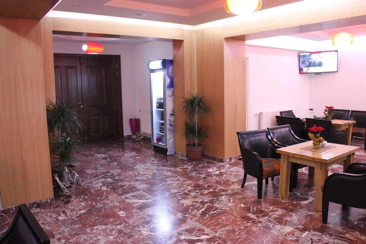 Kukes Oda Kuksit Hotel المظهر الخارجي الصورة